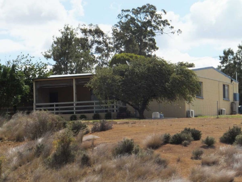 70 Willis Road, Meringandan West QLD 4352