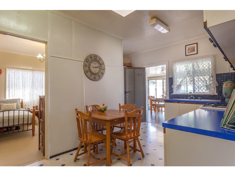 213 North Street, Rockville QLD 4350