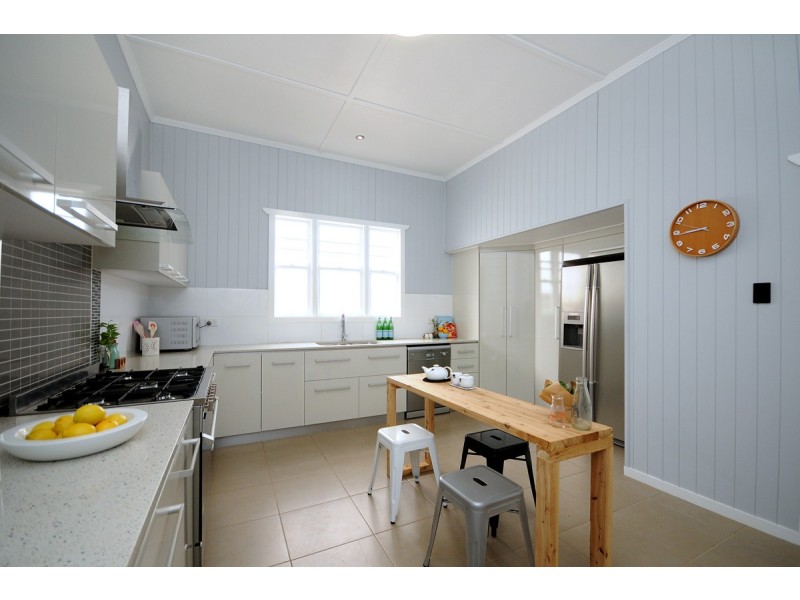 4 Bridget Court, Middle Ridge QLD 4350