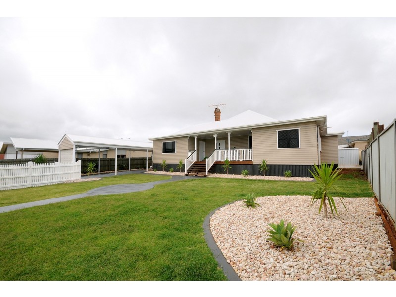 4 Bridget Court, Middle Ridge QLD 4350