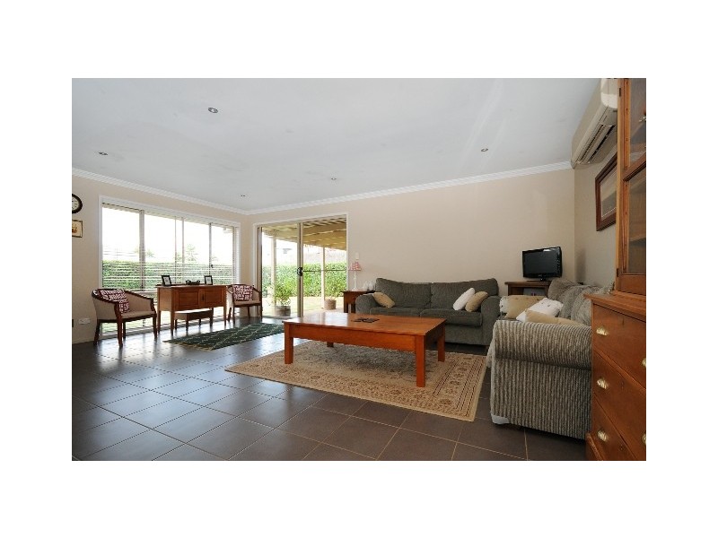 64 Aberdeen Street, Rangeville QLD 4350