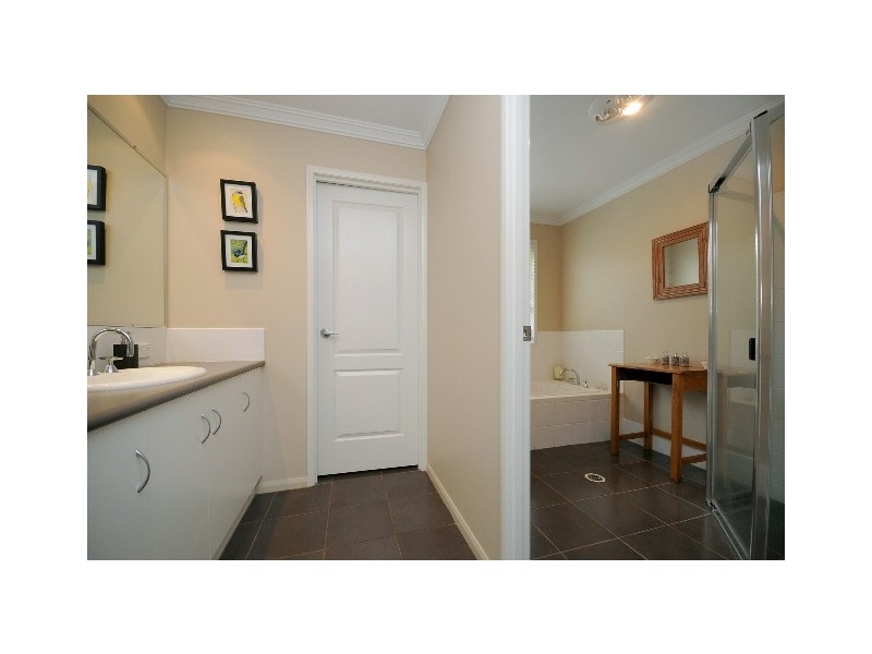 64 Aberdeen Street, Rangeville QLD 4350