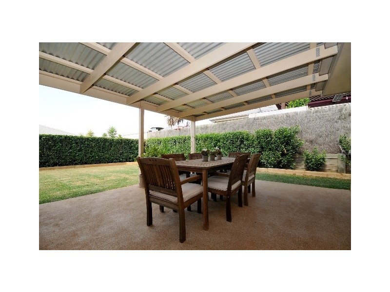 64 Aberdeen Street, Rangeville QLD 4350