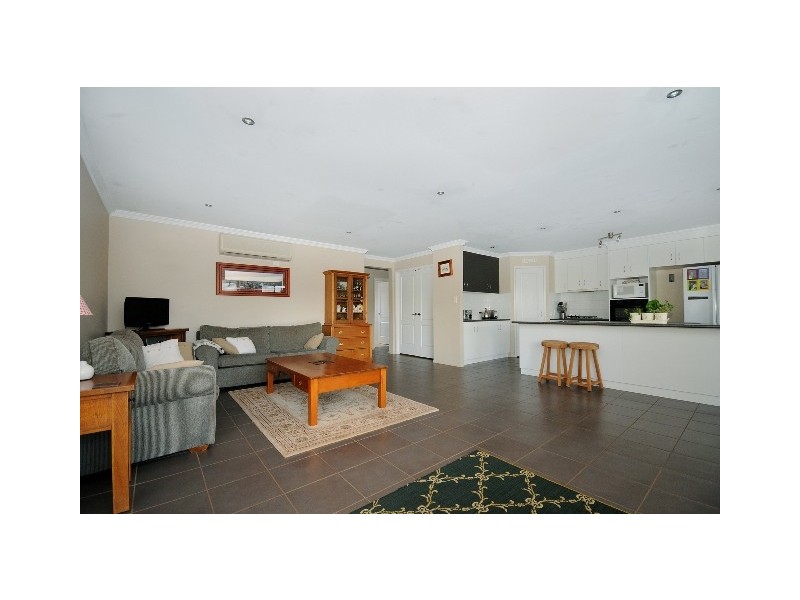 64 Aberdeen Street, Rangeville QLD 4350