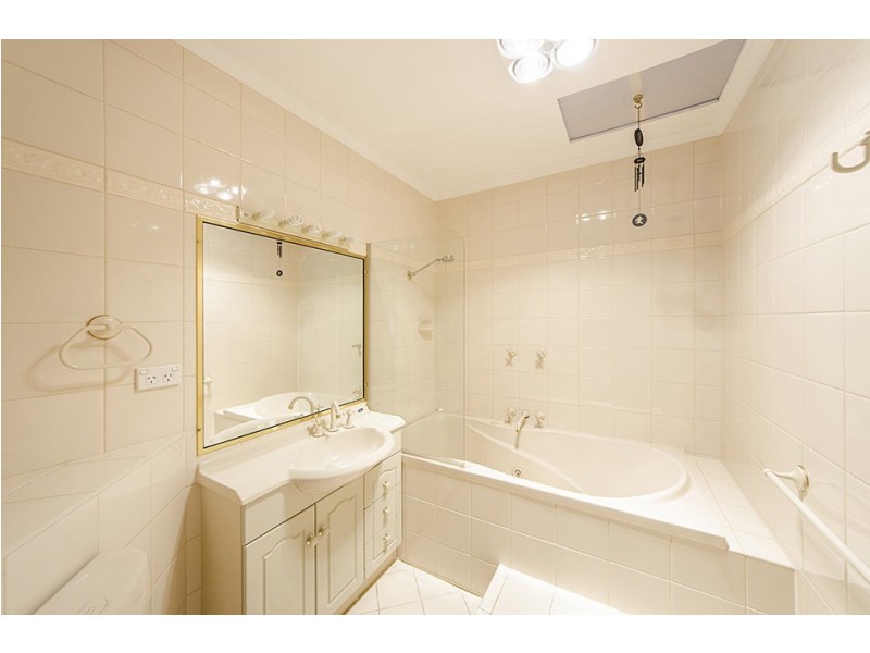 34 Panorama Crescent, Prince Henry Heights QLD 4350