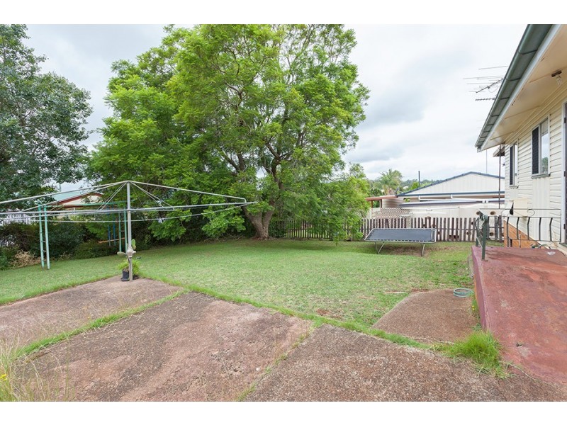 15 McNamara Street, Centenary Heights QLD 4350
