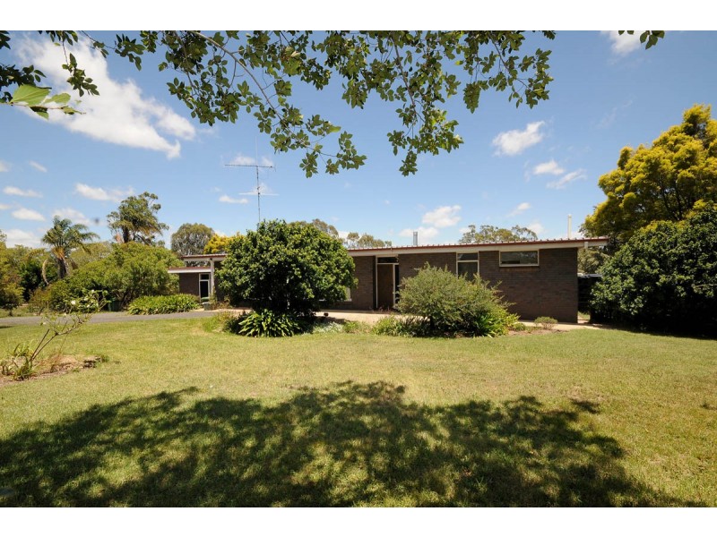 568 Bridge Street, Torrington QLD 4350