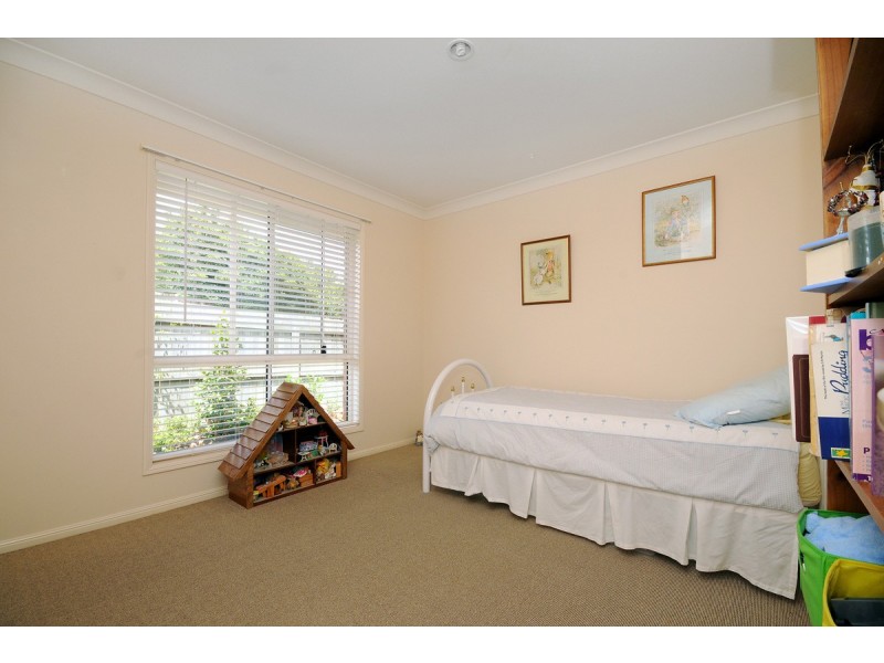 15 Banksdale Drive, Middle Ridge QLD 4350