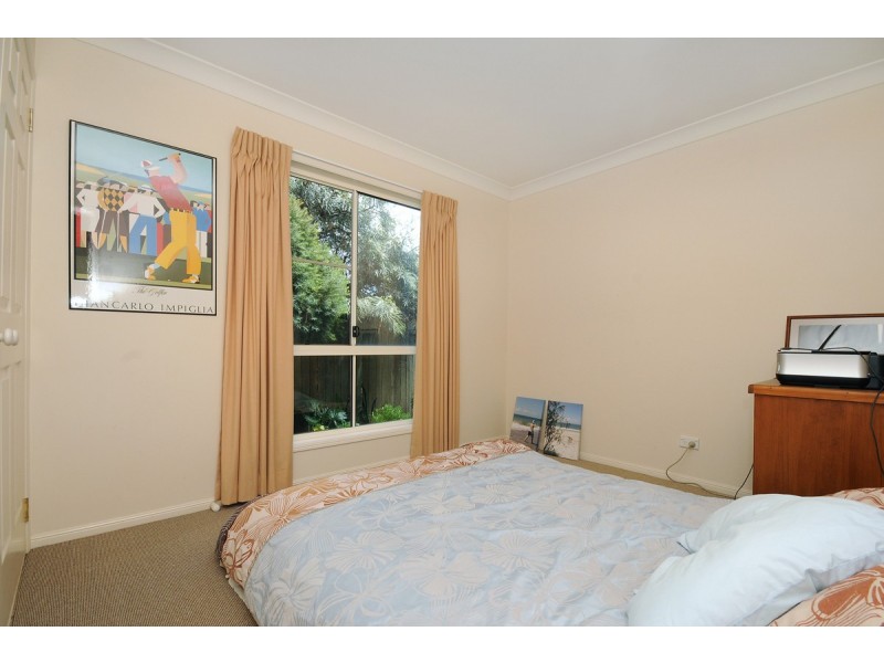 15 Banksdale Drive, Middle Ridge QLD 4350