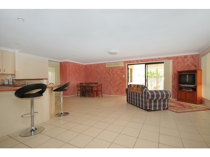 13 Fadden Crescent, Middle Ridge QLD 4350