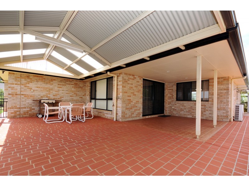 13 Fadden Crescent, Middle Ridge QLD 4350