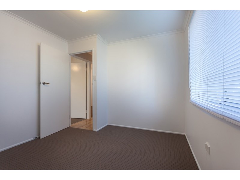 16 Cabarita Crescent, Glenvale QLD 4350