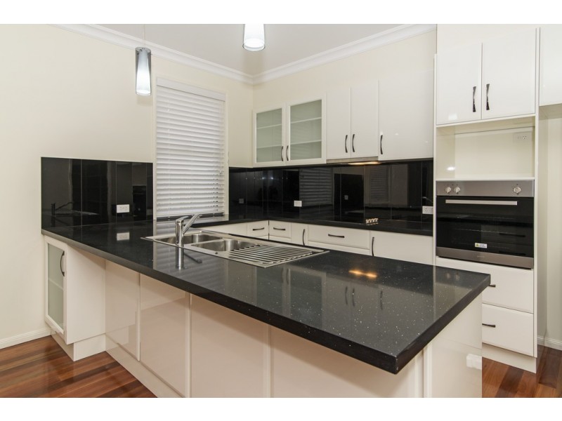 7 Thorley Court, Middle Ridge QLD 4350