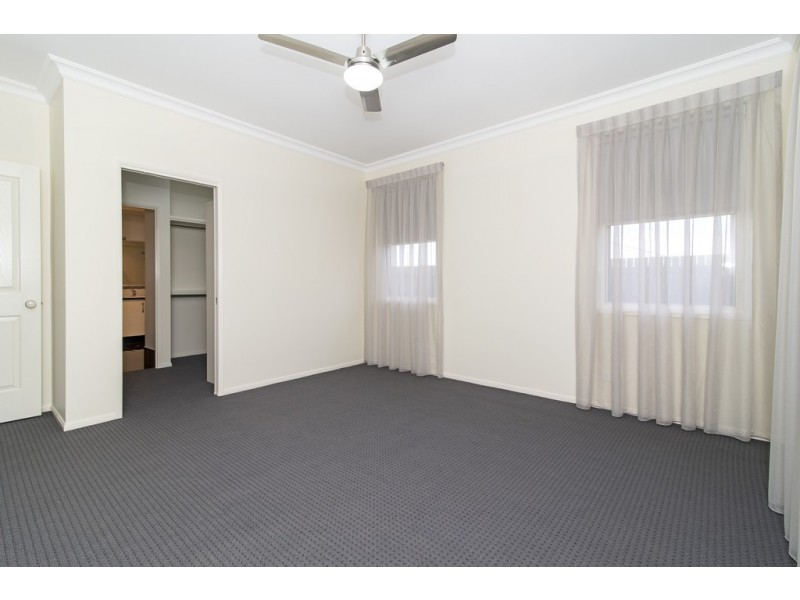 7 Thorley Court, Middle Ridge QLD 4350