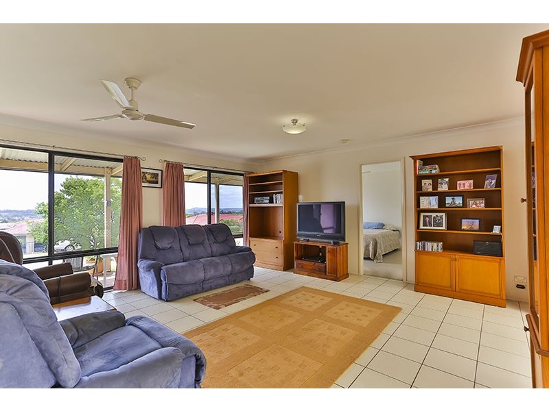 5 Duncan Street, Wilsonton Heights QLD 4350