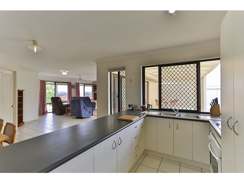 5 Duncan Street, Wilsonton Heights QLD 4350