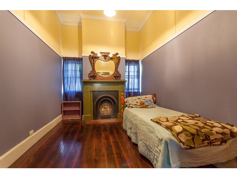 13 Boulton Terrace, Toowoomba City QLD 4350