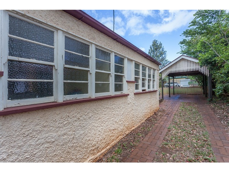 13 Boulton Terrace, Toowoomba City QLD 4350