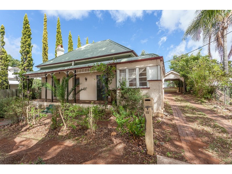 13 Boulton Terrace, Toowoomba City QLD 4350