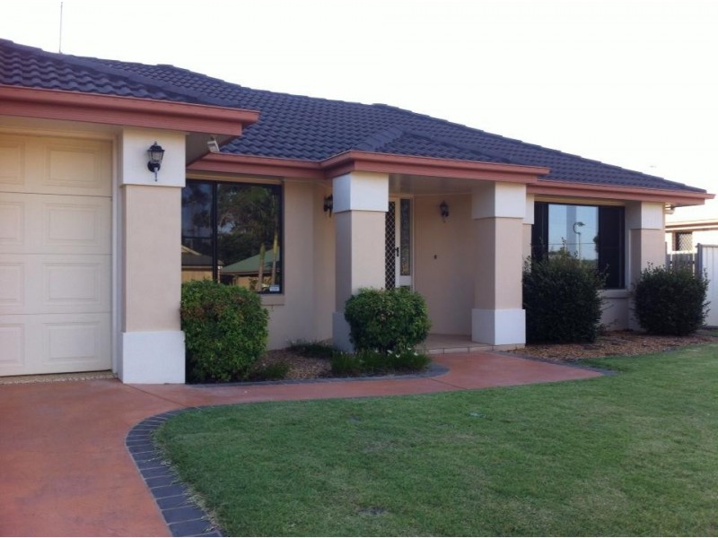 3 Nicola Street, Middle Ridge QLD 4350