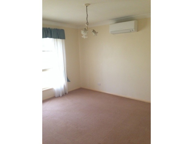 344 McDougall Street, Glenvale QLD 4350