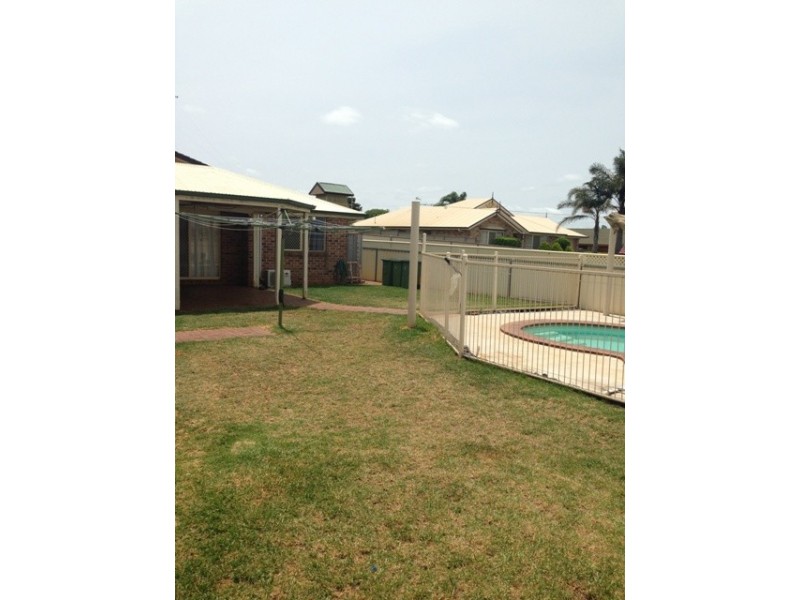 344 McDougall Street, Glenvale QLD 4350