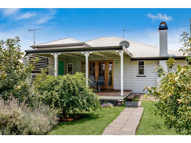 100 Jellicoe Street, North Toowoomba QLD 4350