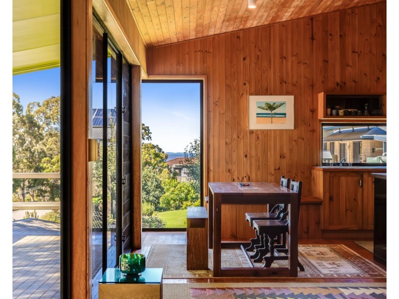 18 Rangeview Road, Blue Mountain Heights QLD 4350