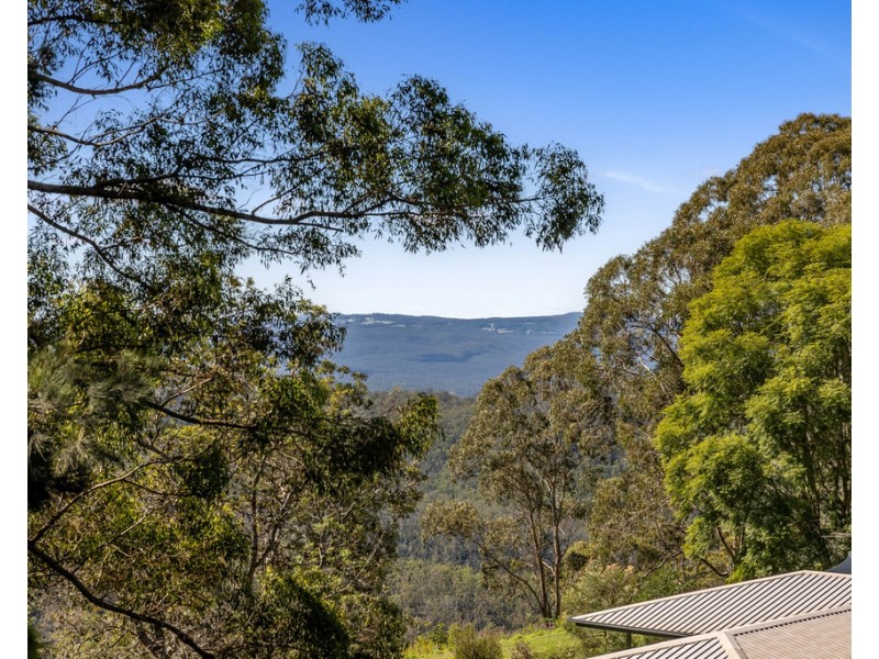 18 Rangeview Road, Blue Mountain Heights QLD 4350