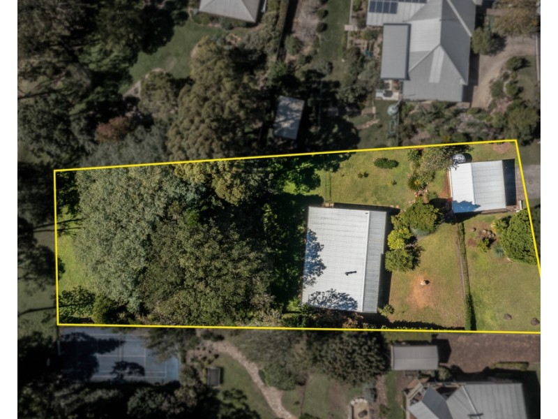 18 Rangeview Road, Blue Mountain Heights QLD 4350