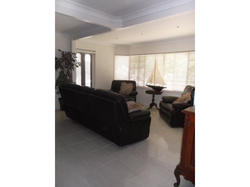 42 Goodsirs Road, Murphys Creek QLD 4352