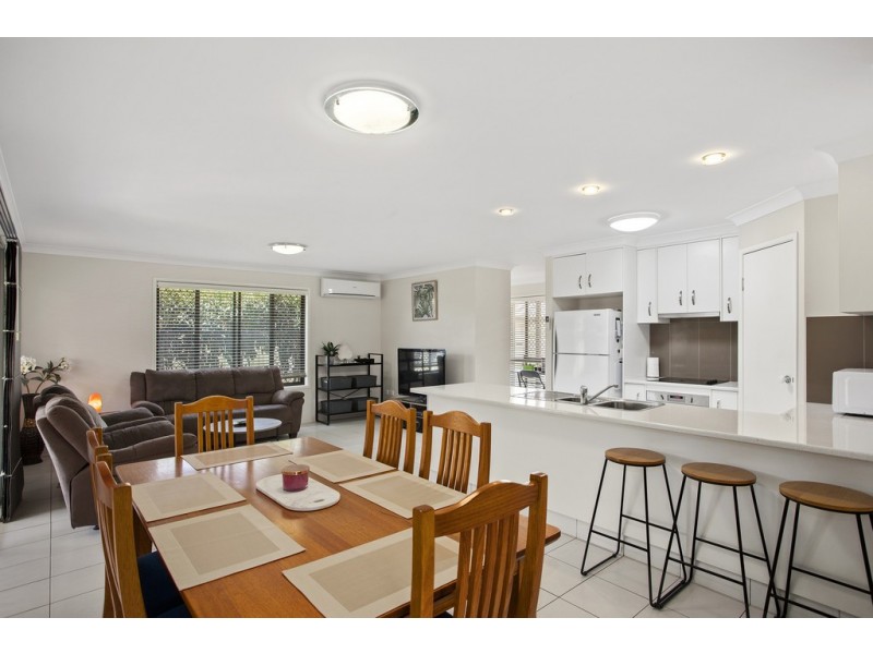 25 Kurrawa Crescent, Glenvale QLD 4350