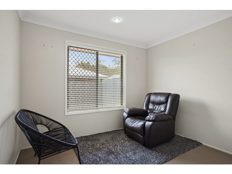 25 Kurrawa Crescent, Glenvale QLD 4350