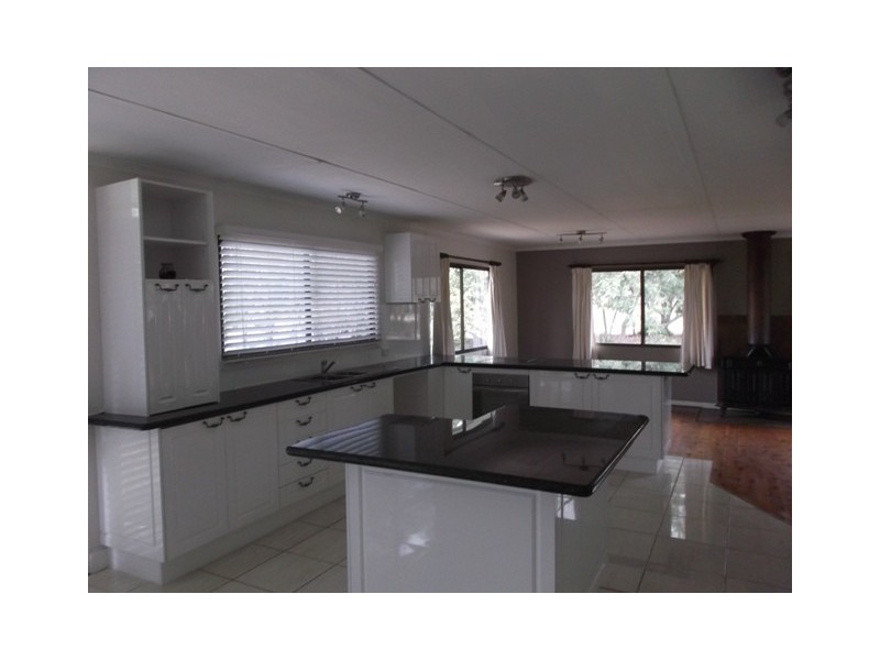 40 Goodsirs Road, Murphys Creek QLD 4352