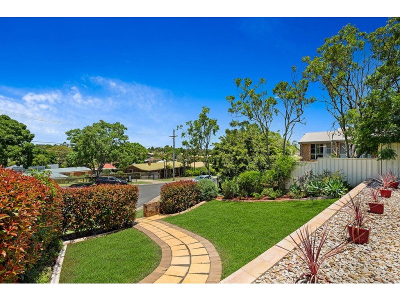 3 Mollison Court, Wilsonton QLD 4350