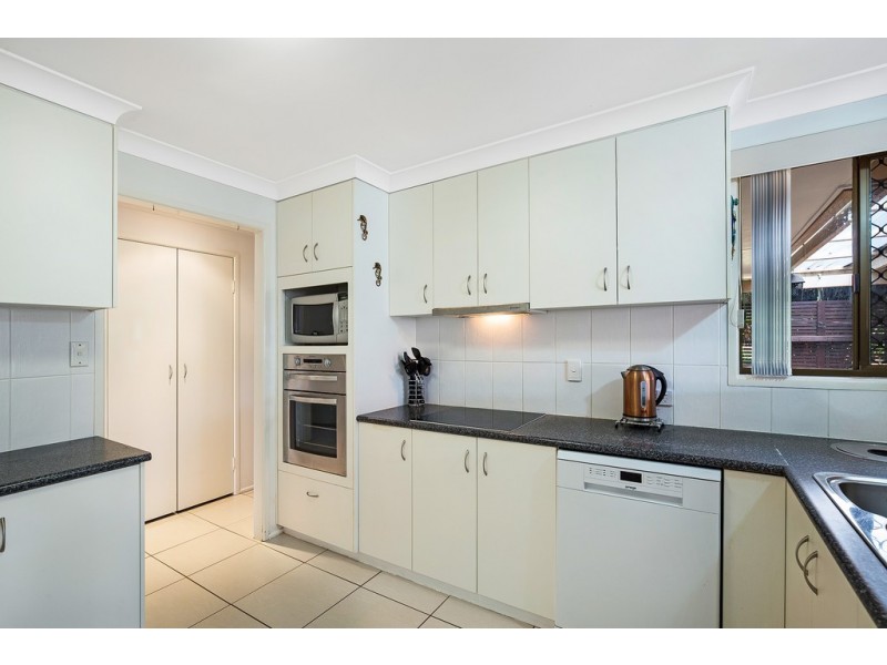 3 Mollison Court, Wilsonton QLD 4350