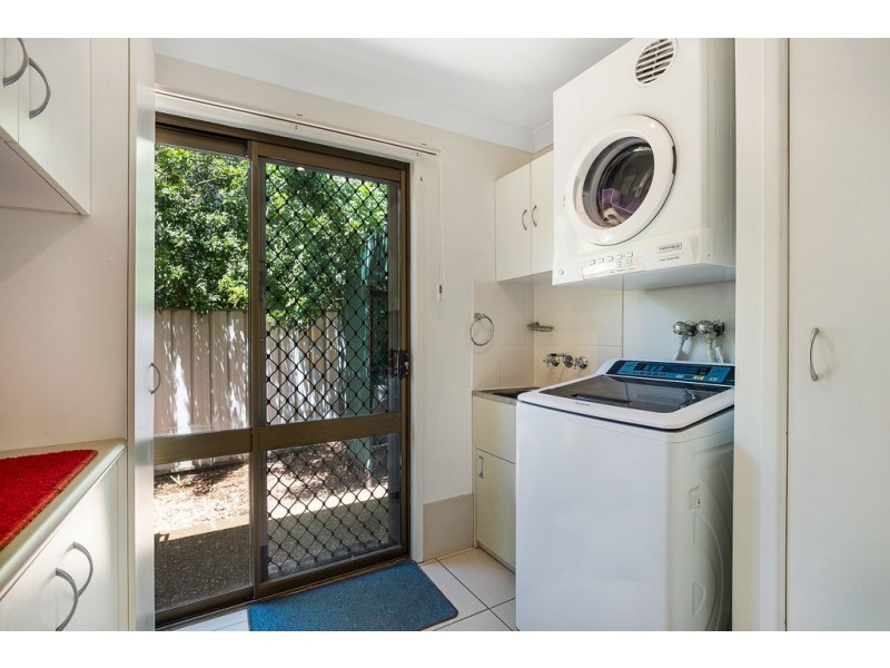 3 Mollison Court, Wilsonton QLD 4350