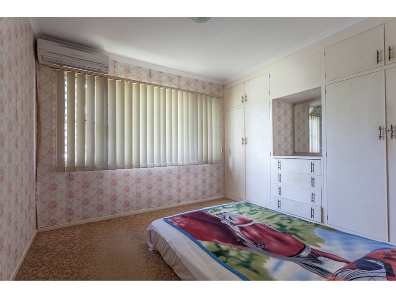 14 Makepeace Street, Rockville QLD 4350