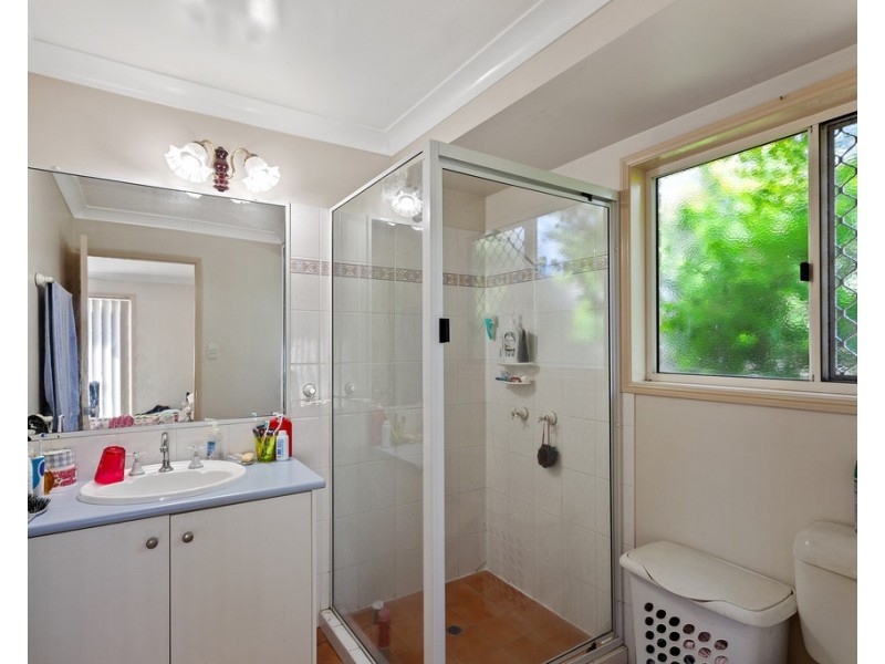 4B Hursley Road, Newtown QLD 4350