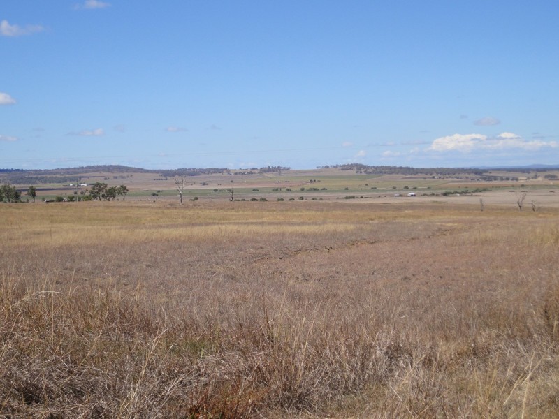 ” Glen View ” Mount Marshall, Allora QLD 4362