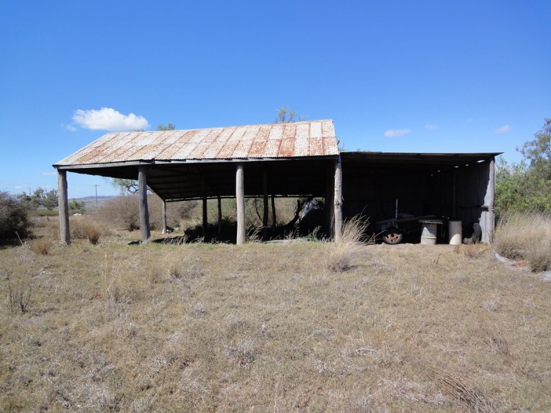 ” Glen View ” Mount Marshall, Allora QLD 4362