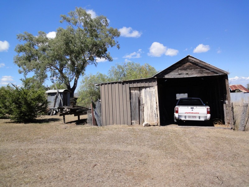 ” Glen View ” Mount Marshall, Allora QLD 4362