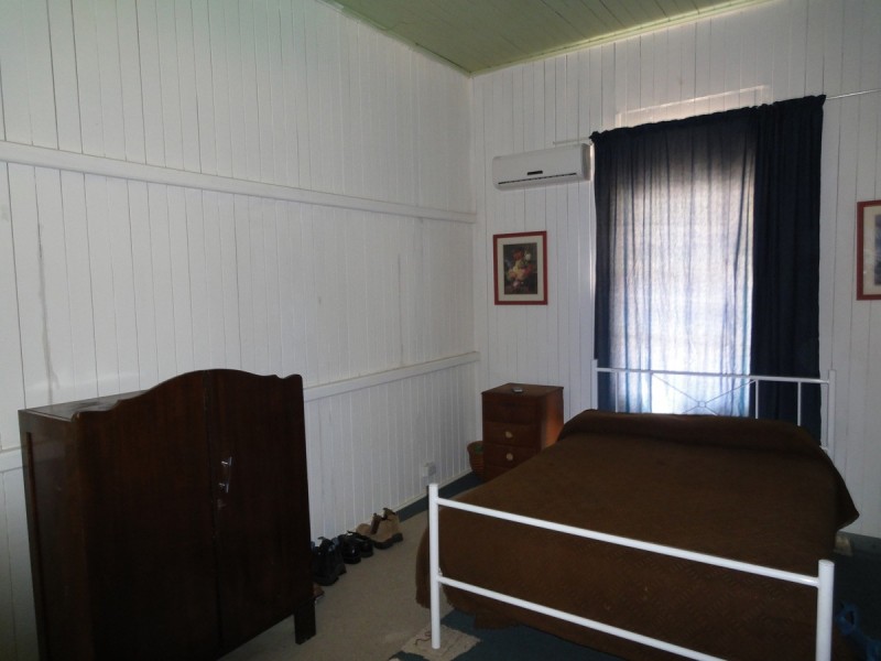 ” Glen View ” Mount Marshall, Allora QLD 4362