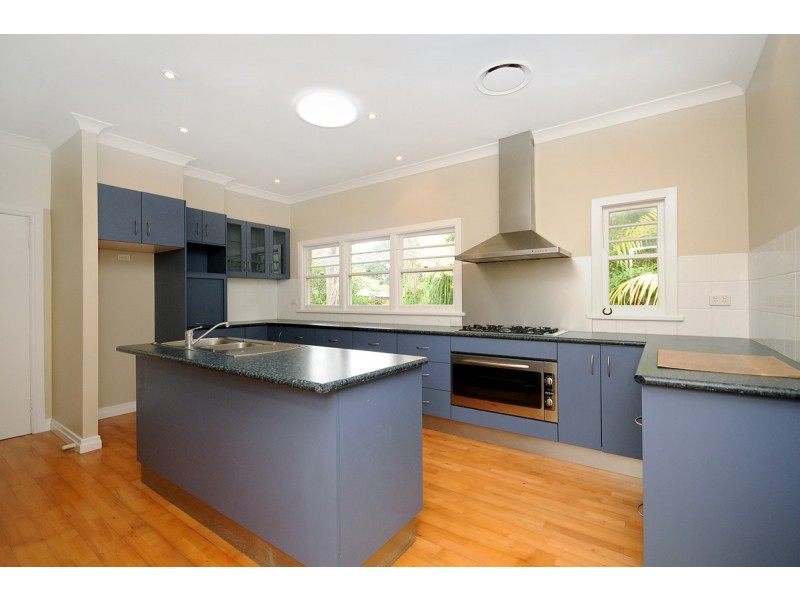 6 Cottesloe Street, East Toowoomba QLD 4350