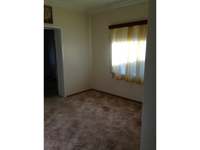11 Cumming Street, North Toowoomba QLD 4350