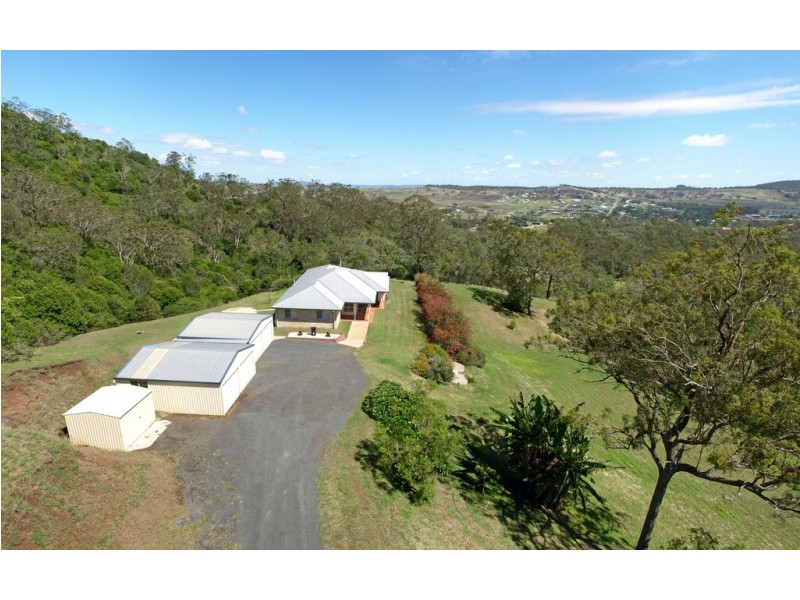 8 – 10 Panoramic Drive, Preston QLD 4352