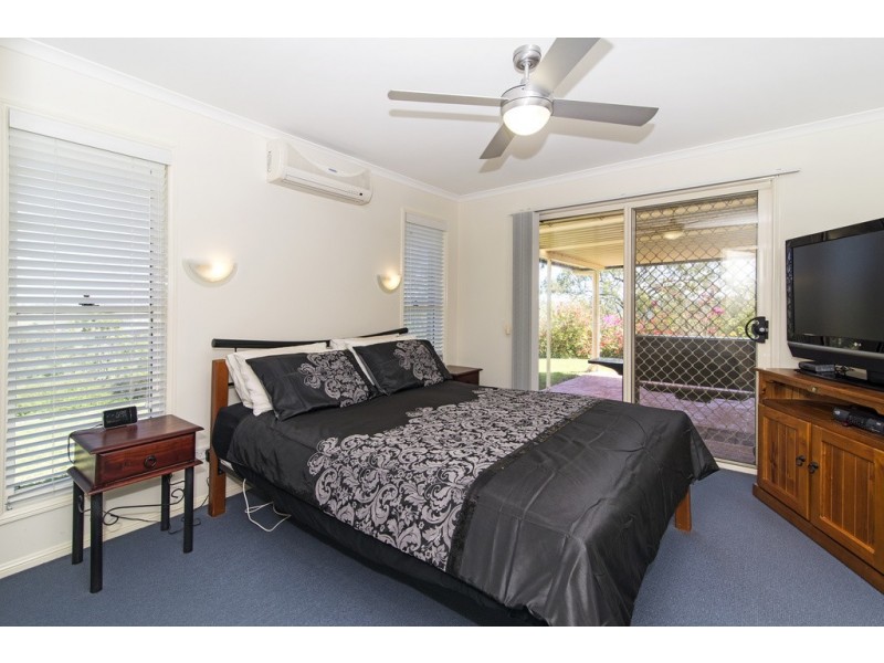 8 – 10 Panoramic Drive, Preston QLD 4352