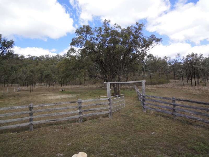 Waldron Road, Upper Pilton QLD 4361