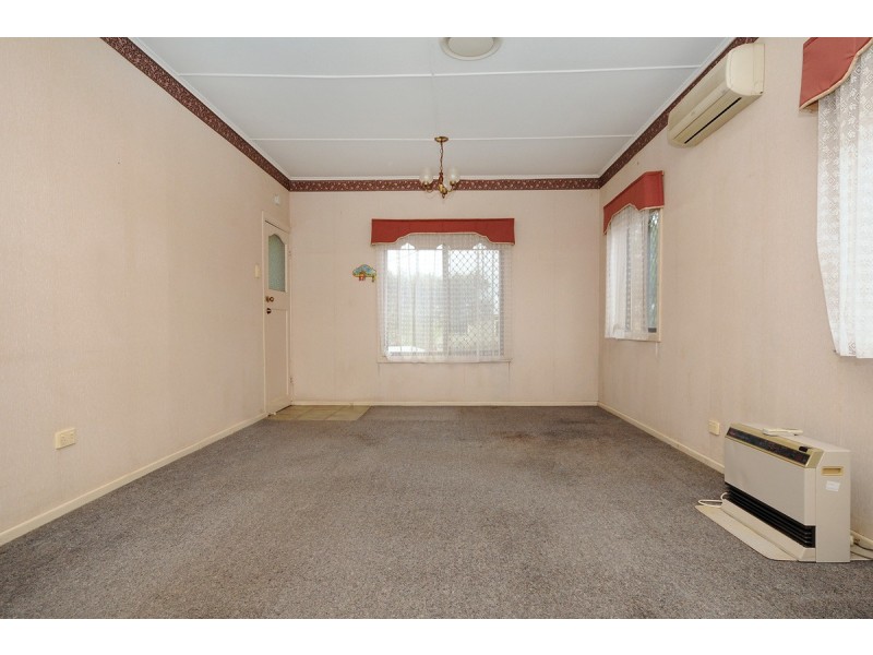 10 Goode Street, Newtown QLD 4350