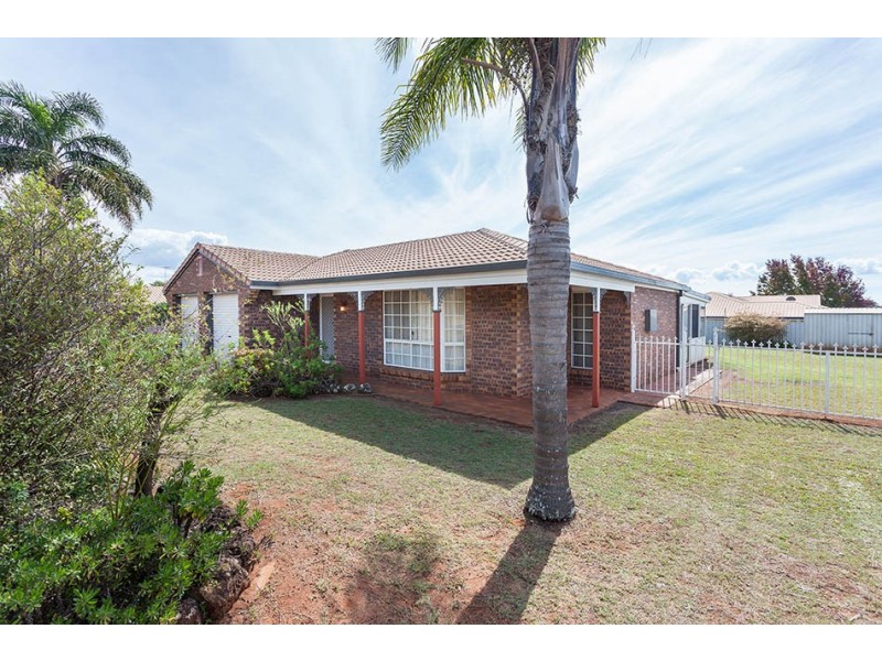 309 Stenner Street, Centenary Heights QLD 4350